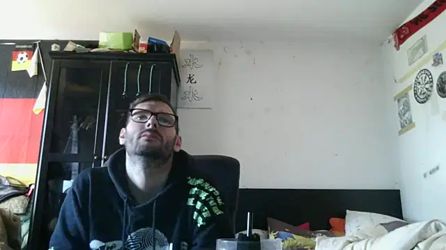 Snapshot of Die-geile-Sau chatting on May 2026 01:36:01 PM Die-geile-Sau online show from May 2026 01:36:01 PM