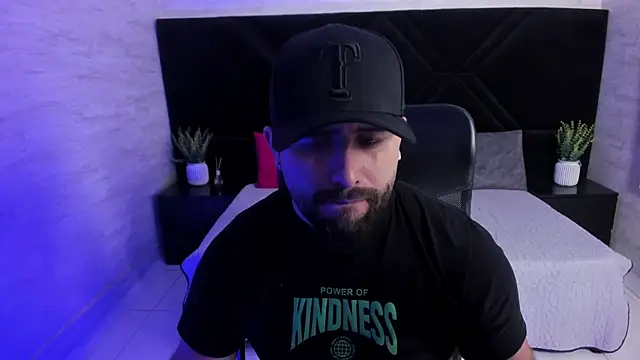 jhon bear03 online show from July 2026 11:18:02 AM