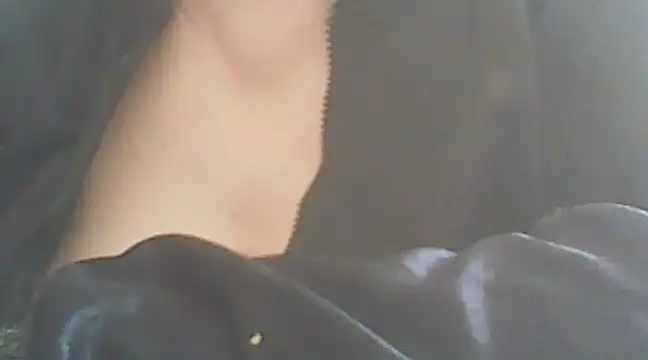 Snapshot of deluxpussy chatting on March 2025 07:46:02 AM deluxpussy online show from March 2025 07:46:02 AM