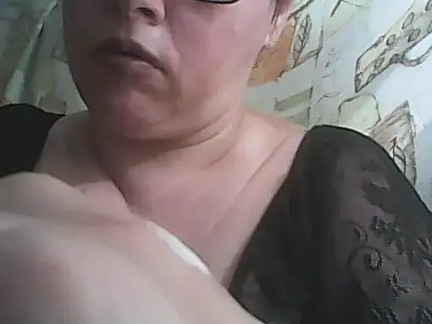 Snapshot of deluxpussy chatting on September 2025 06:40:01 AM deluxpussy online show from September 2025 06:40:01 AM