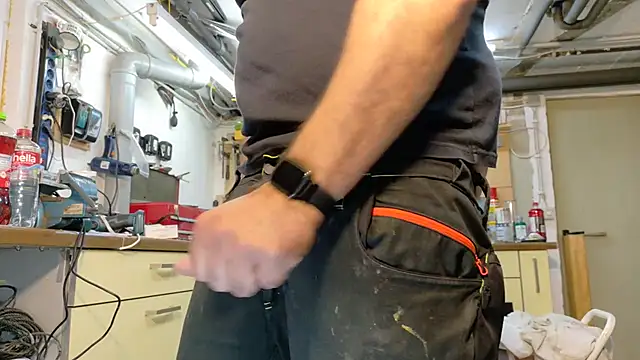 Nikeyone2 online show from March 2026 06:39:02 AM