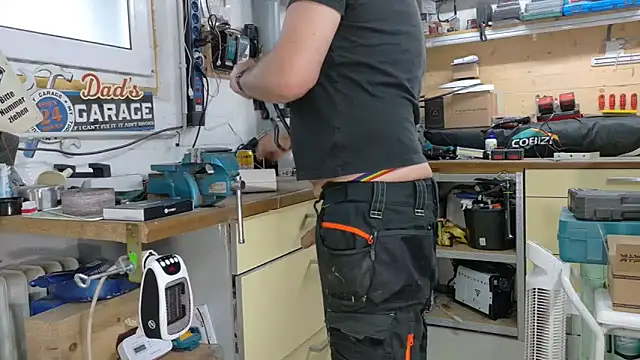 Nikeyone2 online show from May 2026 07:32:01 AM
