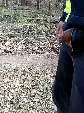 Nikeyone2 online show from March 2026 01:26:01 PM