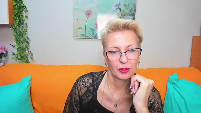 iamyourdream89 online show from October 2025 11:53:02 AM