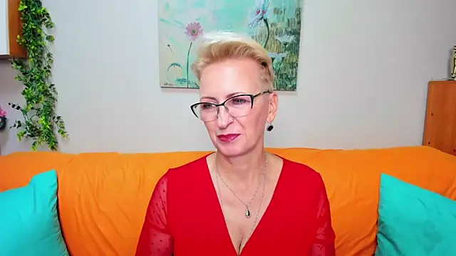 iamyourdream89 online show from November 2025 11:58:02 AM