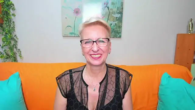 iamyourdream89 online show from December 2025 08:04:02 PM