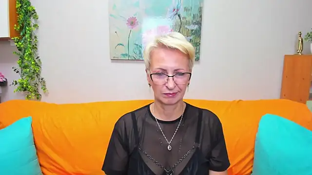 Snapshot of iamyourdream89 chatting on September 2025 12:48:01 PM iamyourdream89 online show from September 2025 12:48:01 PM