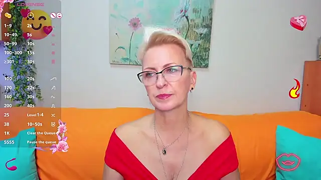 iamyourdream89 online show from October 2025 03:11:01 PM