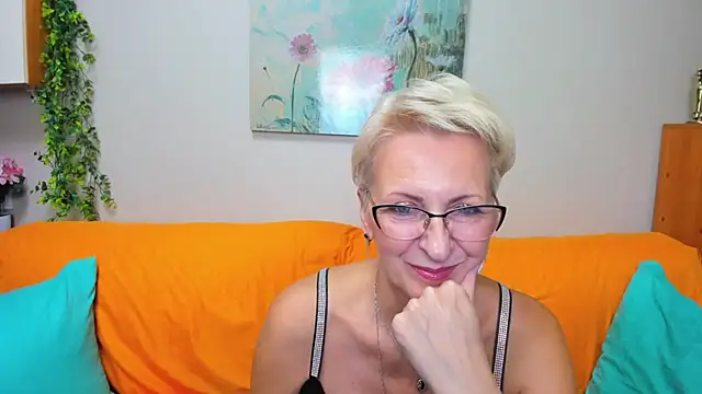 Snapshot of iamyourdream89 chatting on October 2025 02:18:01 PM iamyourdream89 online show from October 2025 02:18:01 PM