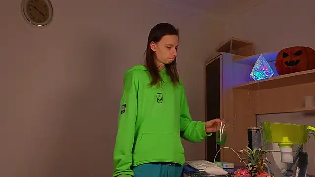 Frank Fraer online show from April 2026 08:21:01 PM