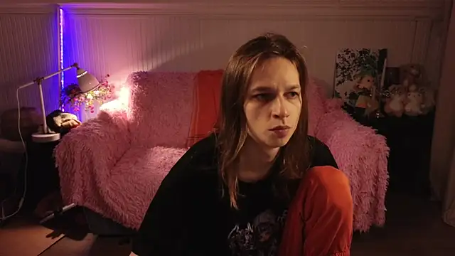 Frank Fraer online show from October 2025 08:21:02 PM