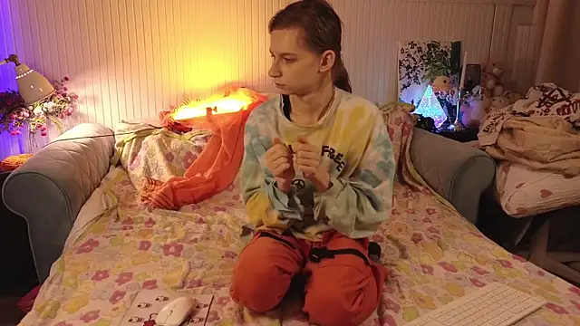 Frank Fraer online show from October 2025 03:38:02 AM