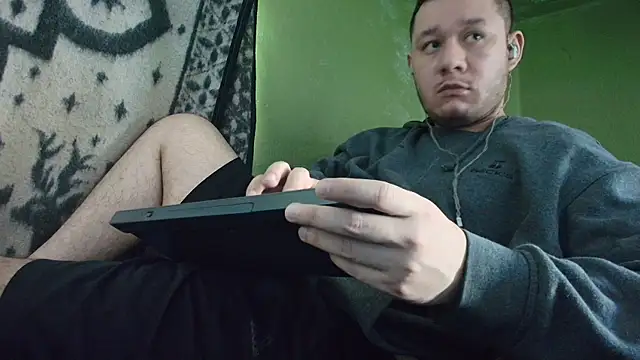 Snapshot of sweet_cock28 chatting on October 2025 03:53:01 PM sweet cock28 online show from October 2025 03:53:01 PM