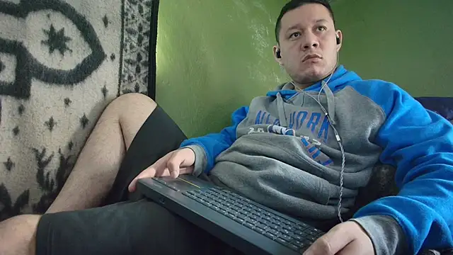 sweet cock28 online show from December 2025 03:18:02 PM