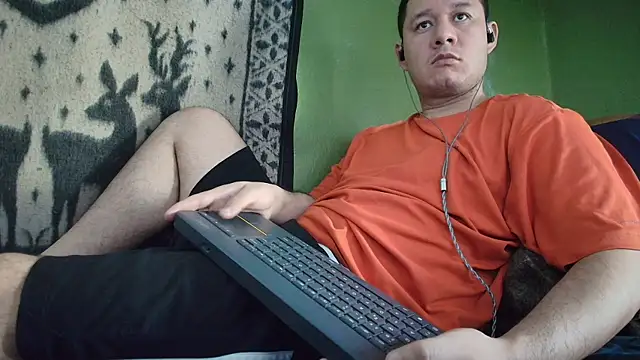 Snapshot of sweet_cock28 chatting on June 2026 03:00:02 PM sweet cock28 online show from June 2026 03:00:02 PM
