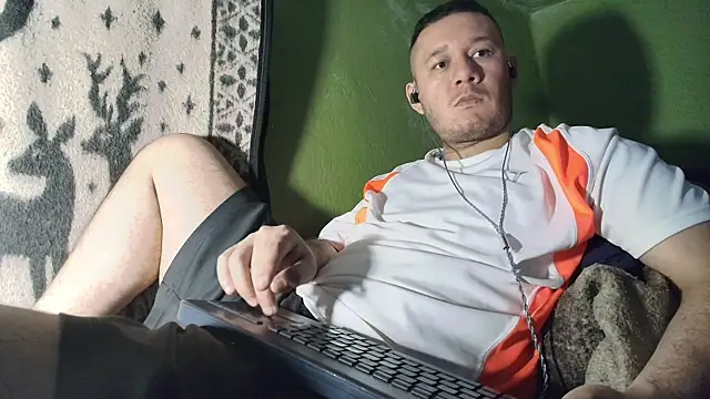 Snapshot of sweet_cock28 chatting on June 2026 03:23:02 AM sweet cock28 online show from June 2026 03:23:02 AM