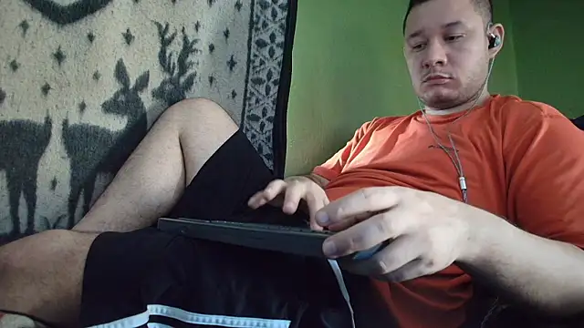 Snapshot of sweet_cock28 chatting on June 2026 03:17:01 PM sweet cock28 online show from June 2026 03:17:01 PM