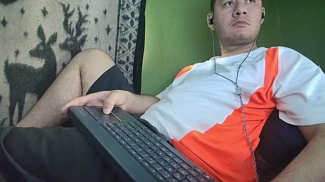 Snapshot of sweet_cock28 chatting on June 2026 03:10:02 PM sweet cock28 online show from June 2026 03:10:02 PM