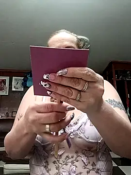 SeductionSilera online show from November 2025 06:33:02 PM