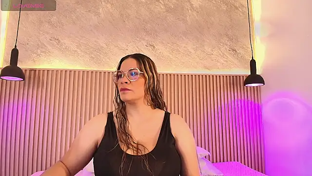 big tits in your face online show from November 2025 08:09:01 PM