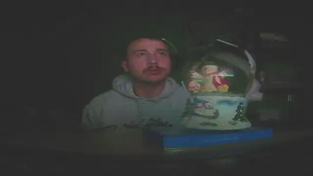 Snapshot of capoloveu chatting on February 2025 05:41:01 PM capoloveu online show from February 2025 05:41:01 PM