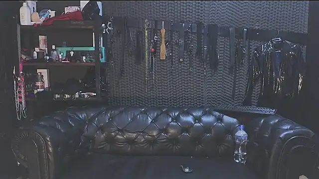 kimberly swan online show from March 2025 08:21:02 PM