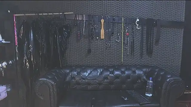 kimberly swan online show from March 2025 03:47:01 AM