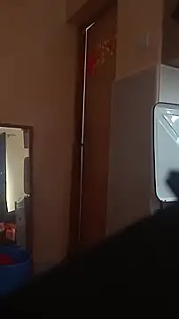 Snapshot of squirydol chatting on November 2025 06:29:01 AM squirydol online show from November 2025 06:29:01 AM