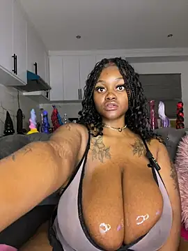 Yung-Missy online show from February 2026 06:30:02 PM