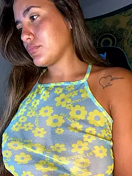 Snapshot of fenixgre chatting on October 2025 08:54:01 PM fenixgre online show from October 2025 08:54:01 PM