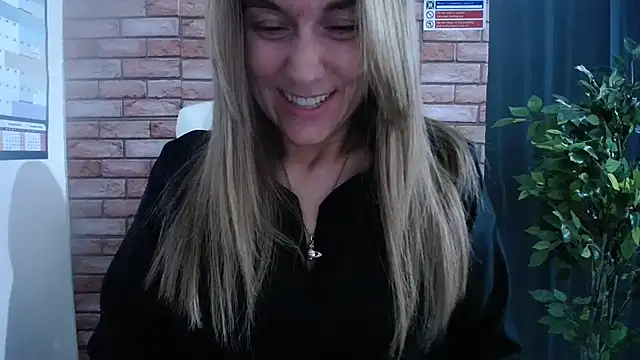 HarleyRebz online show from October 2025 06:48:02 AM