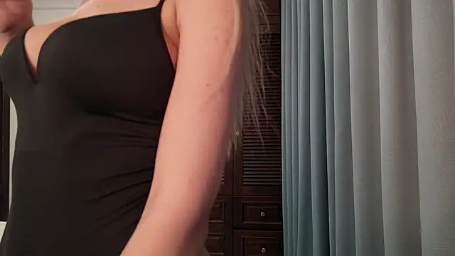 Snapshot of jennytimes chatting on November 2025 11:03:01 AM jennytimes online show from November 2025 11:03:01 AM