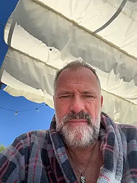 DaddybearVLC online show from March 2026 11:03:01 AM