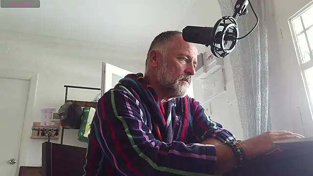 DaddybearVLC online show from November 2025 11:59:02 AM