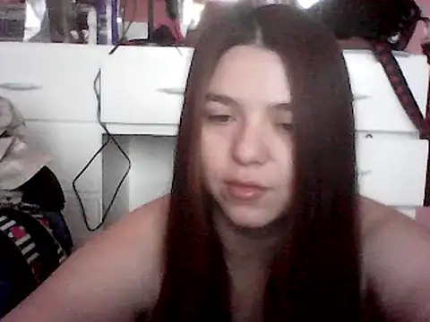 Snapshot of Oxitocina2000 chatting on December 2024 07:33:02 PM Oxitocina2000 online show from December 2024 07:33:02 PM