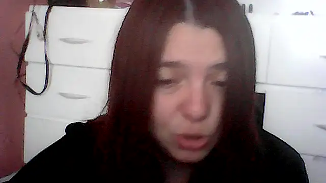 Snapshot of Oxitocina2000 chatting on April 2026 05:27:02 PM Oxitocina2000 online show from April 2026 05:27:02 PM