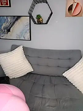 Amber Etan online show from February 2026 02:15:01 PM