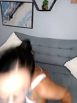 Amber Etan online show from February 2026 02:30:02 PM