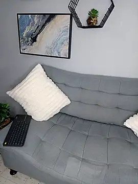 Amber Etan online show from February 2026 02:41:01 PM