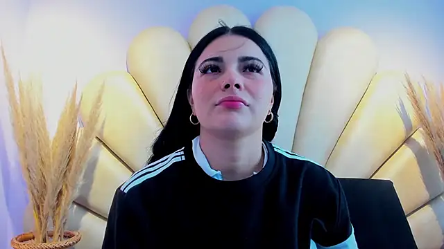 Natasha  Blue online show from December 2025 06:55:02 PM