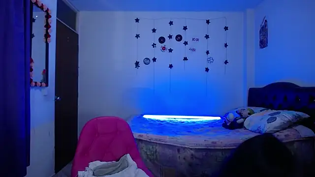 pinky violeta online show from March 2025 11:29:02 AM