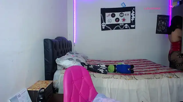 pinky violeta online show from April 2026 12:52:02 AM