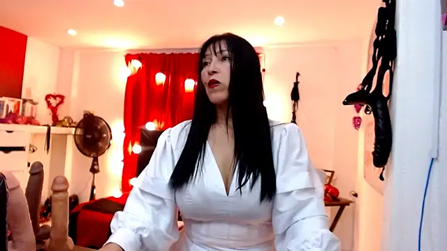 Sarah teiku online show from March 2026 06:23:01 PM