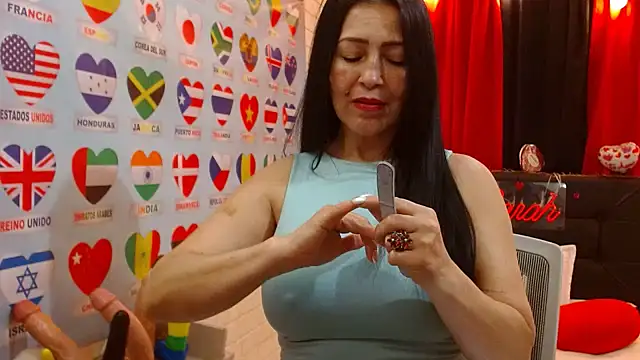 Sarah teiku online show from February 2025 04:15:01 PM