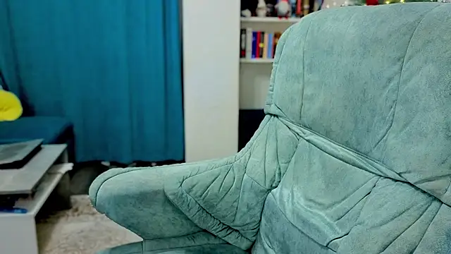 Katniss K online show from December 2025 04:59:01 AM