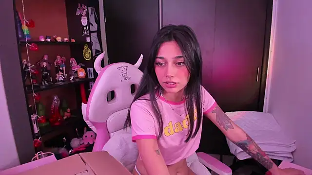 amber yull online show from March 2026 02:00:01 PM