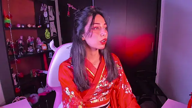 amber yull online show from February 2026 02:11:01 AM