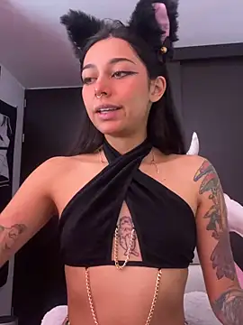 amber yull online show from March 2026 02:39:01 PM