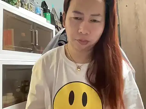 UrLove Marga online show from February 2026 10:38:01 PM