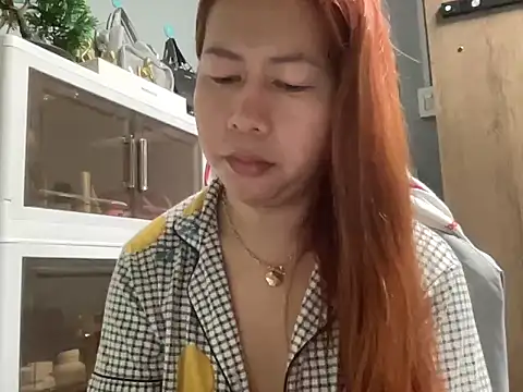 UrLove Marga online show from February 2026 10:44:01 PM